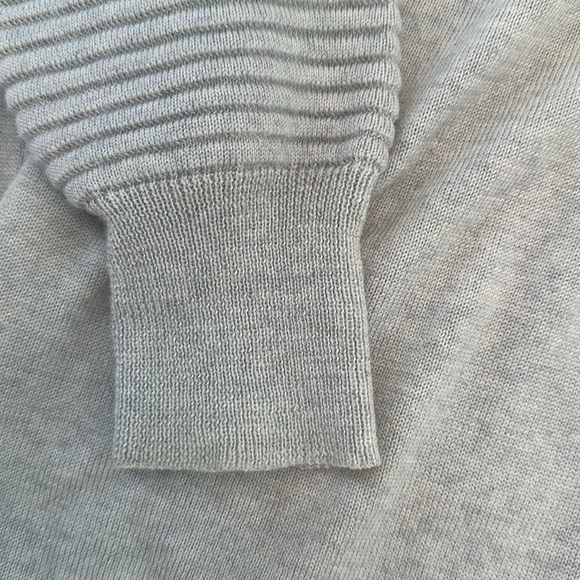 Wool Theory turtleneck - Picture 3 of 8